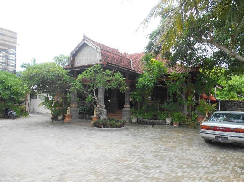 Segara Anak Bungalow & Restaurant Kuta  Luaran gambar