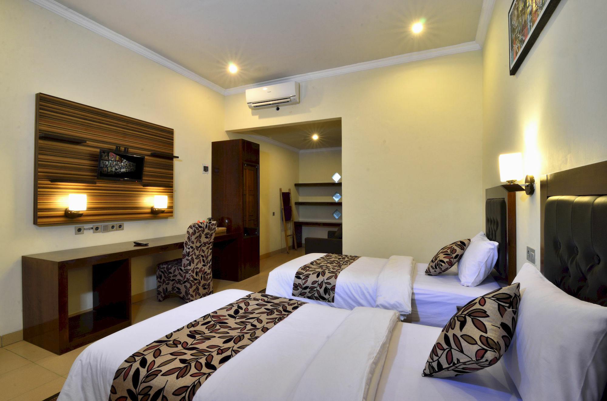 Segara Anak Bungalow & Restaurant Kuta  Luaran gambar